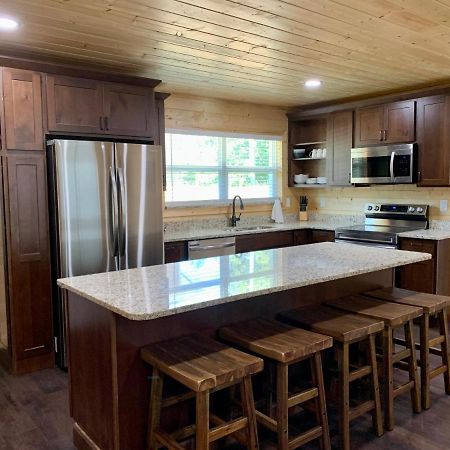 The Brick House: Brand New! 3 Bedroom Home With Private Driveway Pigeon Forge Exteriör bild