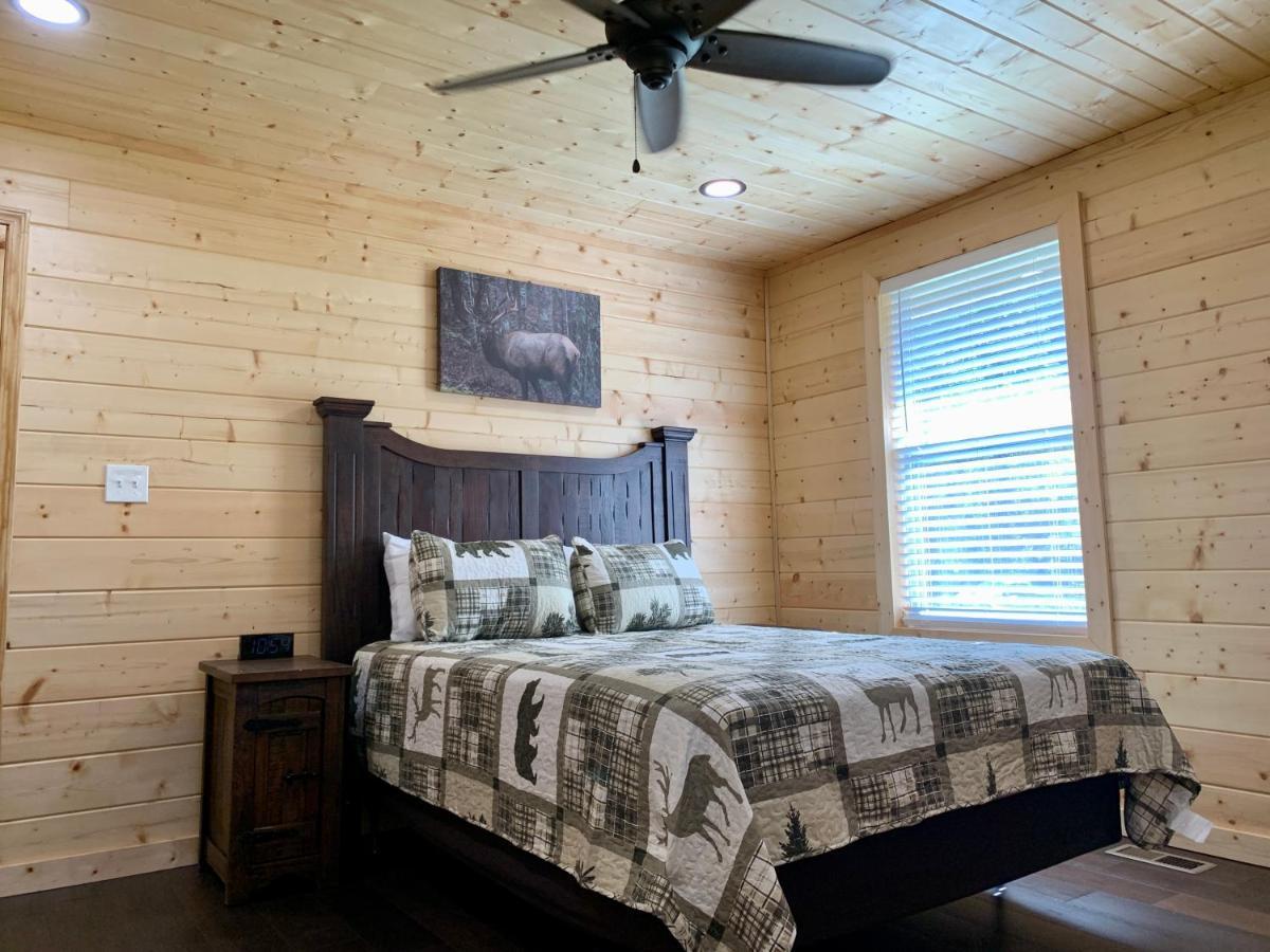 The Brick House: Brand New! 3 Bedroom Home With Private Driveway Pigeon Forge Exteriör bild