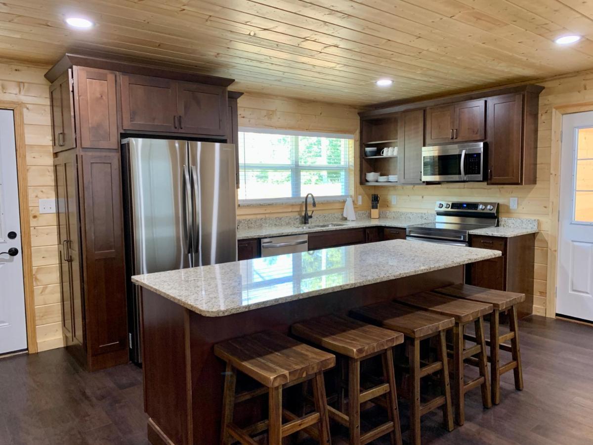 The Brick House: Brand New! 3 Bedroom Home With Private Driveway Pigeon Forge Exteriör bild