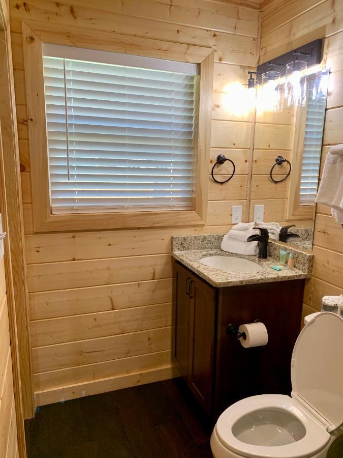 The Brick House: Brand New! 3 Bedroom Home With Private Driveway Pigeon Forge Exteriör bild